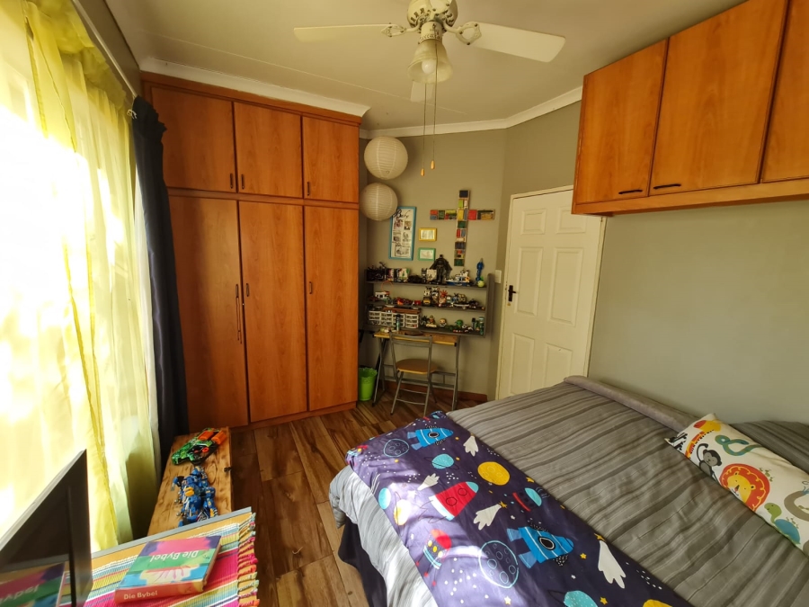 To Let 3 Bedroom Property for Rent in Langenhovenpark Free State